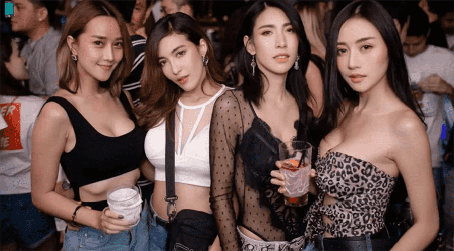 种马 V0.13 内嵌AI汉化版/PC+安卓第2张-酷玩网